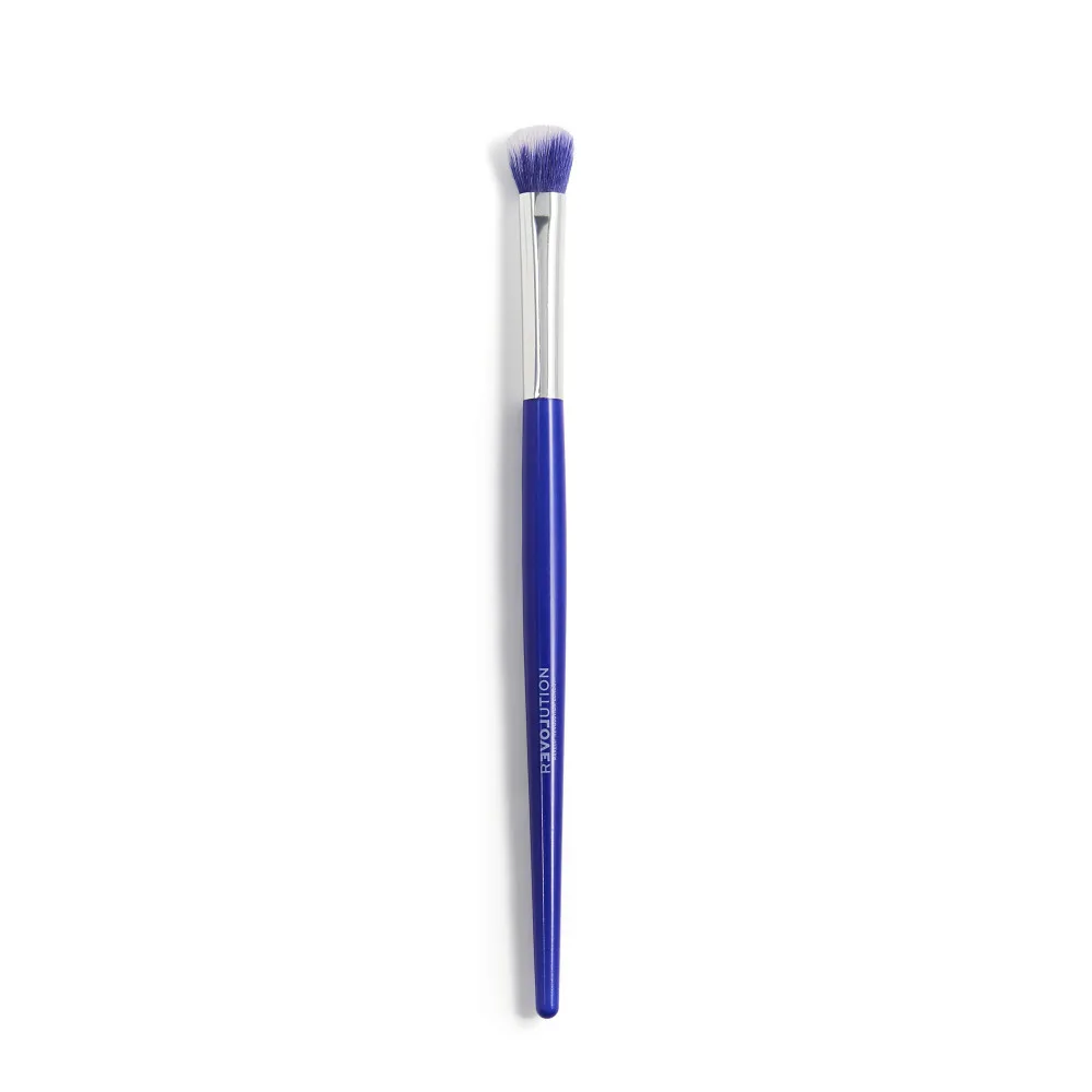 Relove by Revolution Brush Queen  - pensula de machiaj  Fluffy Blending Brush   